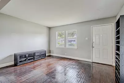 7601 Delavan Drive, Houston, TX 77028 - Photo 3