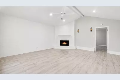 9907 Pinehurst Street, Baytown, TX 77521 - Photo 7