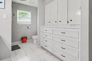 9907 Pinehurst St, Baytown, TX 77521 - Photo 25