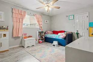 9907 Pinehurst St, Baytown, TX 77521 - Photo 31