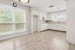 9907 Pinehurst St, Baytown, TX 77521 - Photo 17