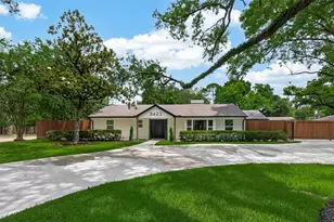 5422 Valerie St, Bellaire, TX 77401 - Photo 1
