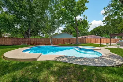 5422 Valerie Street, Bellaire, TX 77401 - Photo 37