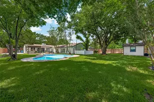 5422 Valerie St, Bellaire, TX 77401 - Photo 37