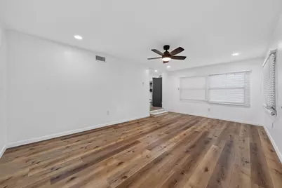 310 Nasturtium Street, Lake Jackson, TX 77566 - Photo 33