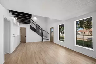 835 Clubside Dr, East Bernard, TX 77435 - Photo 5