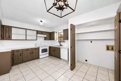 835 Clubside Drive, East Bernard, TX 77435 - Photo 13