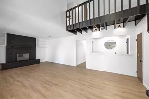 835 Clubside Dr, East Bernard, TX 77435 - Photo 1