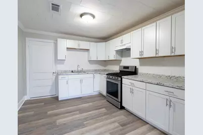 202 25th St N, Texas City, TX 77590 - Photo 5