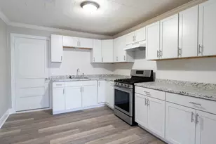 202 25th St N, Texas City, TX 77590 - Photo 5