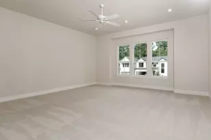 34 Honeycomb Rdg Pl, The Woodlands, TX 77380 - Photo 19