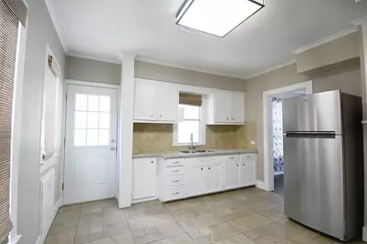 407 N Chappell Hill Street, Brenham, TX 77833 - Photo 3