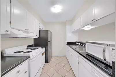 8038 Broadway Street #223, San Antonio, TX 78209 - Photo 3