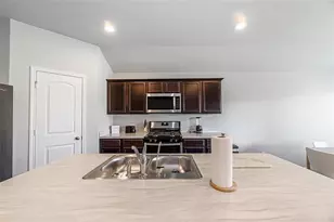 5126 Moravia Ln, Katy, TX 77449 - Photo 7