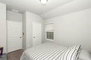 12903 N Winding Pines Dr, Tomball, TX 77375 - Photo 5