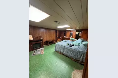 212 E Elizabeth Avenue, Palacios, TX 77465 - Photo 21