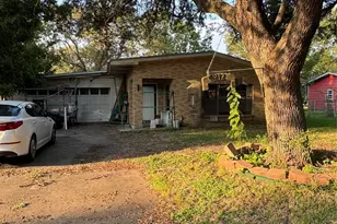 212 E Elizabeth Ave, Palacios, TX 77465 - Photo 29