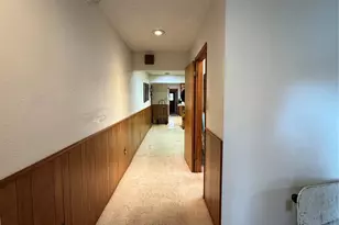 212 E Elizabeth Ave, Palacios, TX 77465 - Photo 5