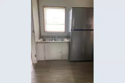 1010 22nd Street, San Leon, TX 77539 - Photo 9
