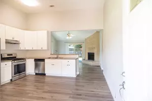 17003 Enchanted Cir W, Sugar Land, TX 77498 - Photo 3