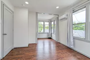 2306 Addison Rd, Houston, TX 77030 - Photo 9