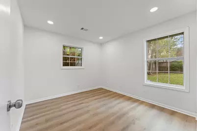 7007 Carvel Lane, Houston, TX 77074 - Photo 13