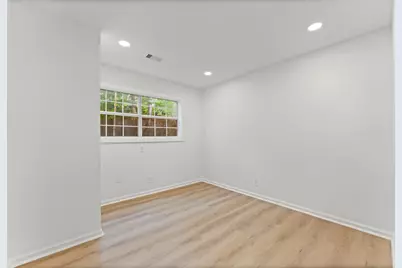 7007 Carvel Lane, Houston, TX 77074 - Photo 11