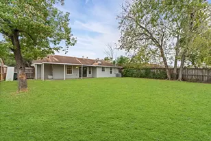 7007 Carvel Ln, Houston, TX 77074 - Photo 17