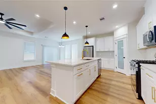 111 S Carroll St, La Porte, TX 77571 - Photo 11