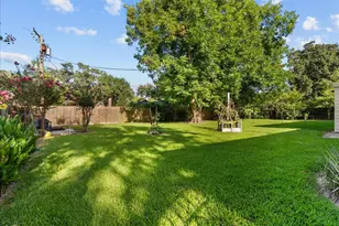 1712 Tara Cir, Texas City, TX 77591 - Photo 29