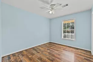 1712 Tara Cir, Texas City, TX 77591 - Photo 25