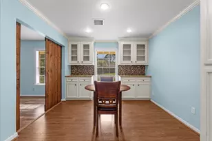 1712 Tara Cir, Texas City, TX 77591 - Photo 11
