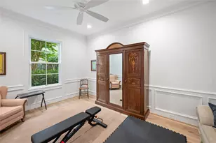 1235 Wynden Oaks Garden Dr, Houston, TX 77056 - Photo 15