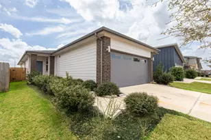 2830 Chancery Summit Ct, Houston, TX 77047 - Photo 3