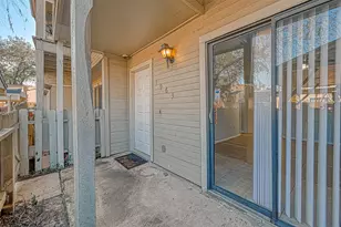 3963 Tanglewilde St, Houston, TX 77063 - Photo 5