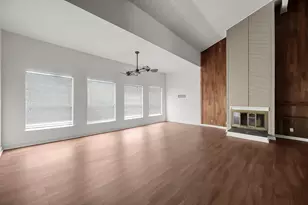 18 Lakeway St, Panorama Village, TX 77304 - Photo 11