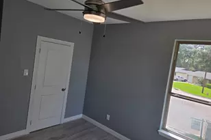 2 Mace St, Conroe, TX 77303 - Photo 17