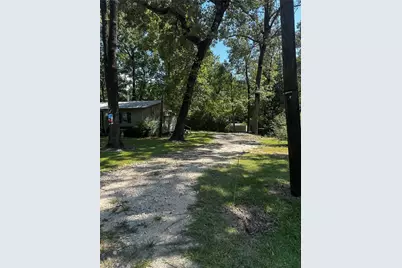 976 Pr 7830, Broaddus, TX 75929 - Photo 11