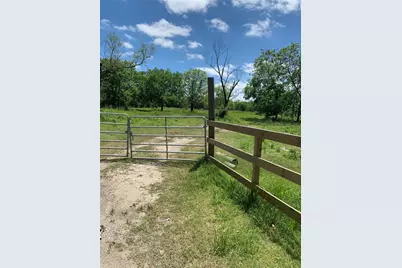 2735 E Fm-517, Dickinson, TX 77539 - Photo 5