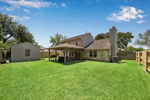 2509 Julie St, Pearland, TX 77581 - Photo 29