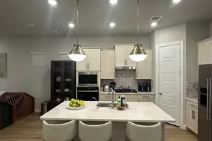 8409 Soaring Sky Ln, Houston, TX 77063 - Photo 5