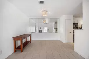 5711 Sugar Hill Dr, Houston, TX 77057 - Photo 9