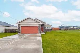 743 Rd 5109, Cleveland, TX 77327 - Photo 1