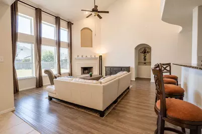 4915 White Barrow Creek, Sugar Land, TX 77479 - Photo 9