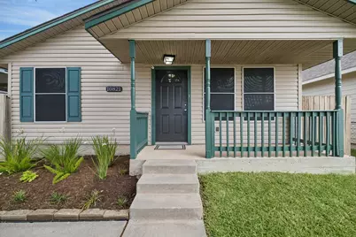 10821 Deaf Smith Street, La Porte, TX 77571 - Photo 3