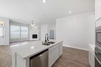 12031 Champions Forest Drive, Mont Belvieu, TX 77535 - Photo 19