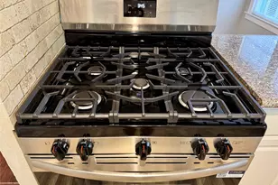 1201 Maple St, La Marque, TX 77568 - Photo 13