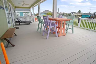 956 Biscayne, Crystal Beach, TX 77650 - Photo 31