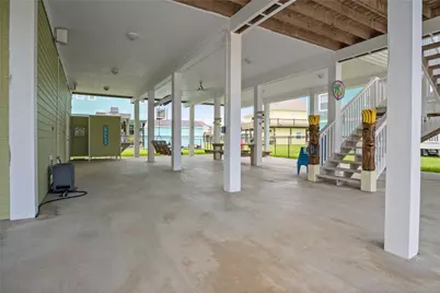 956 Biscayne, Crystal Beach, TX 77650 - Photo 37