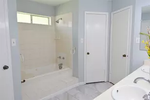6707 Las Brisas Dr, Houston, TX 77083 - Photo 19